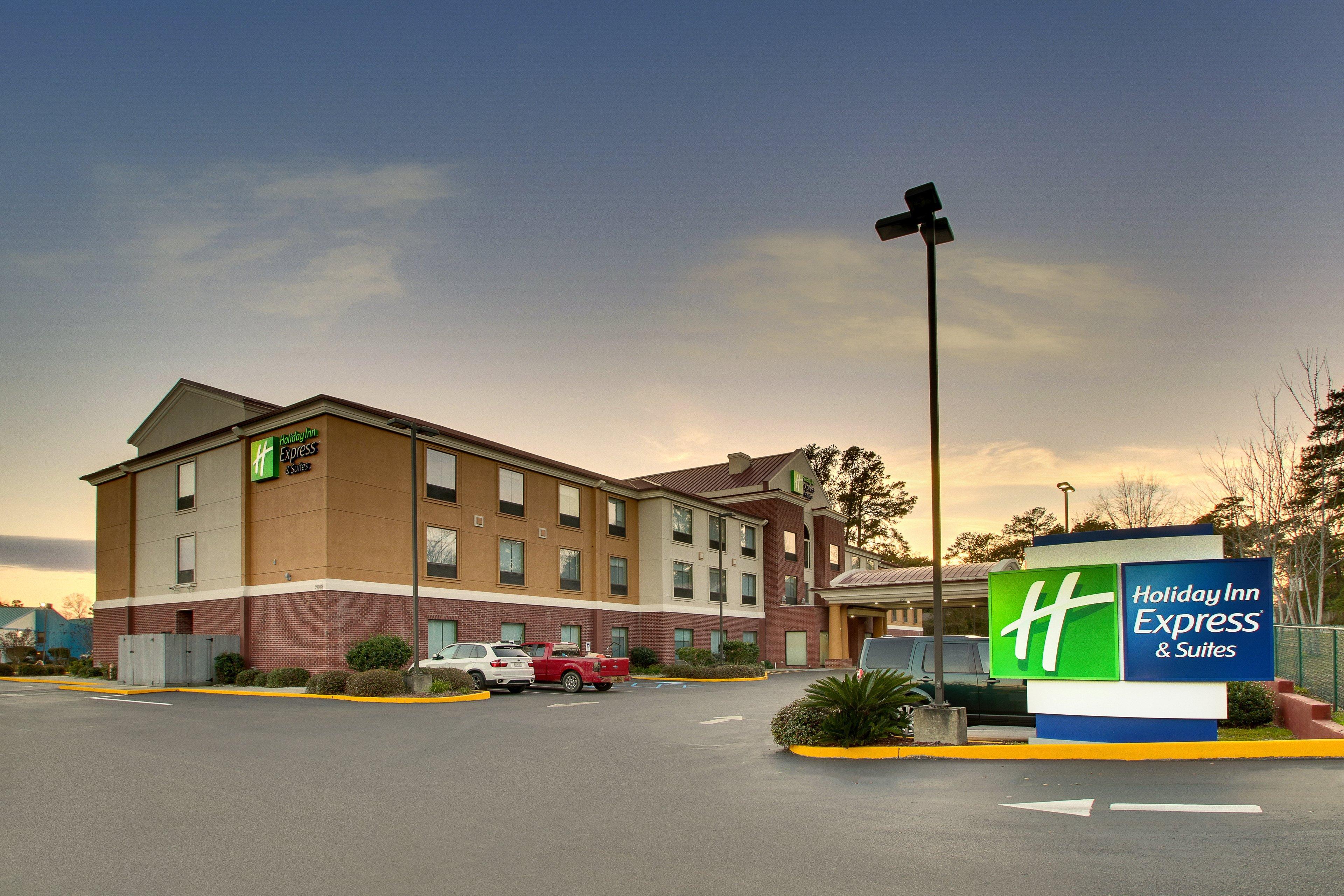 Holiday Inn Express & Suites Laurel By Ihg Bagian luar foto