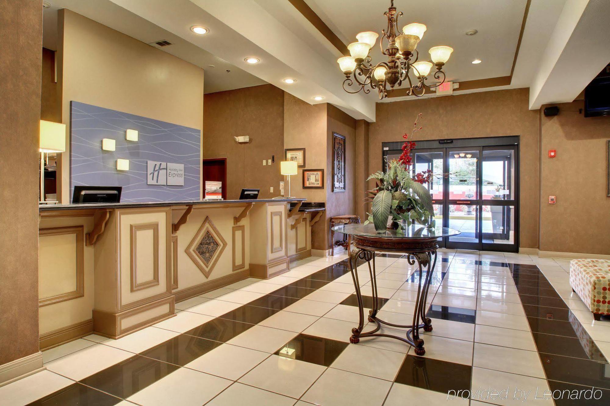 Holiday Inn Express & Suites Laurel By Ihg Bagian luar foto