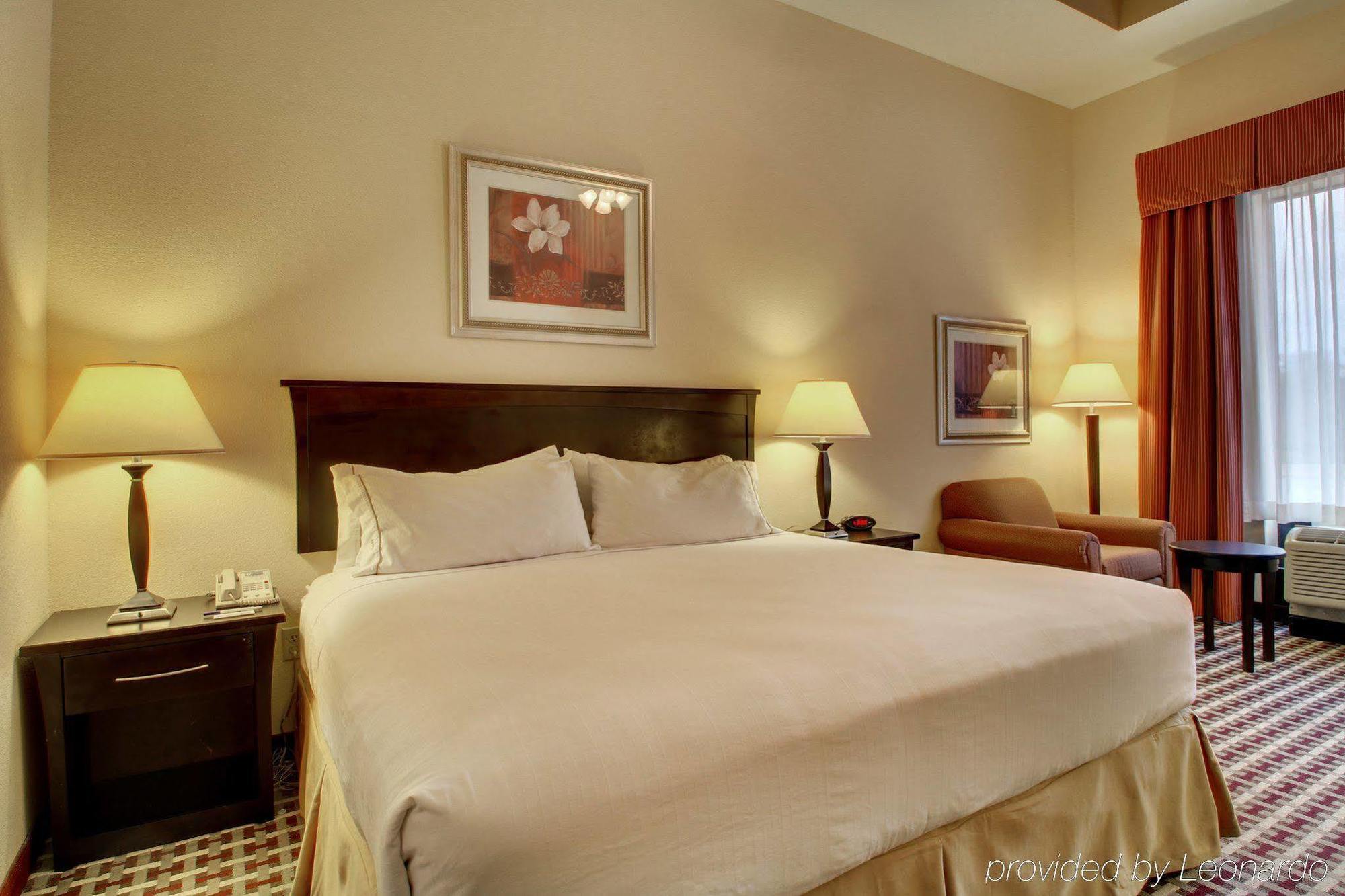 Holiday Inn Express & Suites Laurel By Ihg Bagian luar foto
